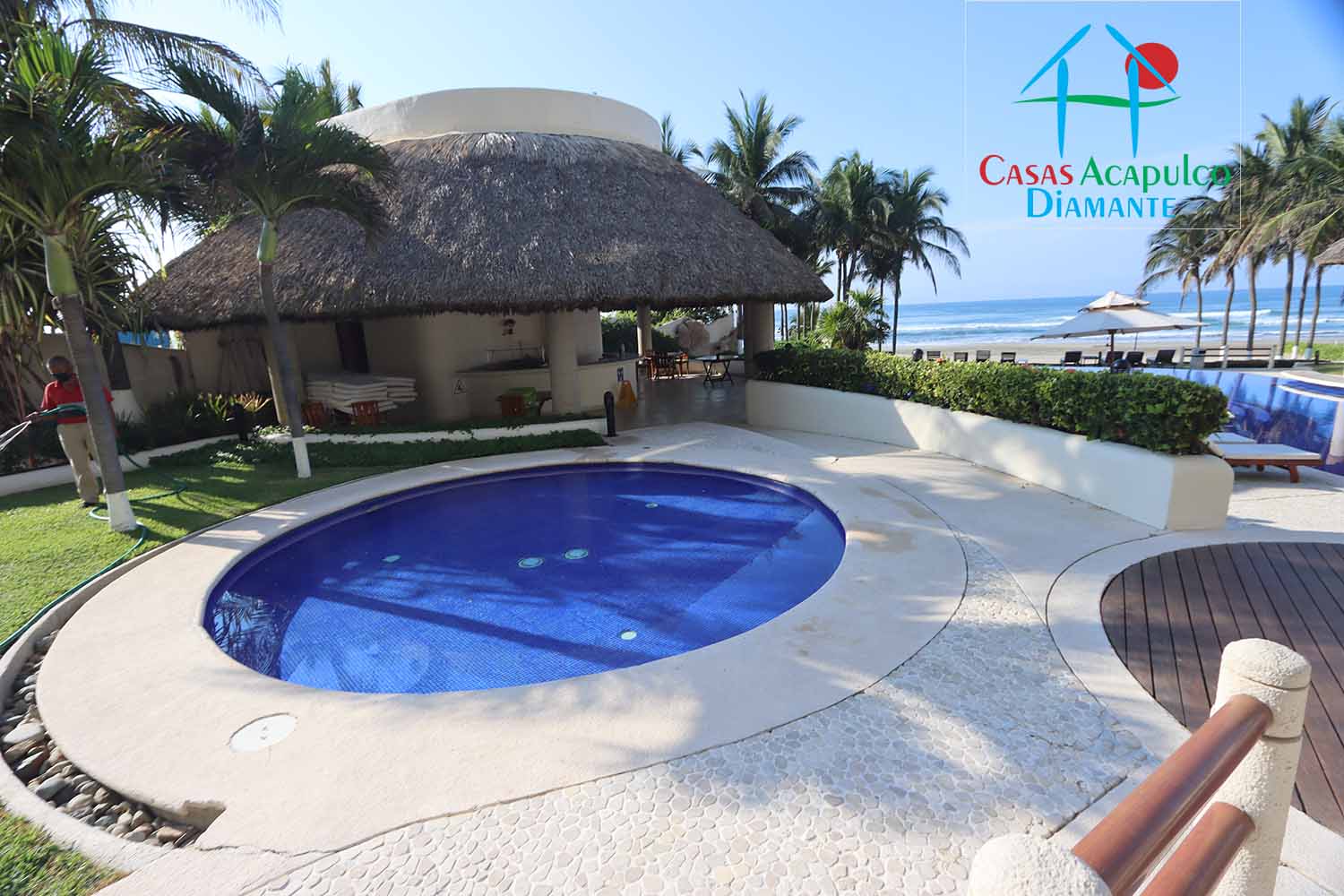 Maralinda - Alberca y jardines 3 Maralinda - Alberca y jardines 3